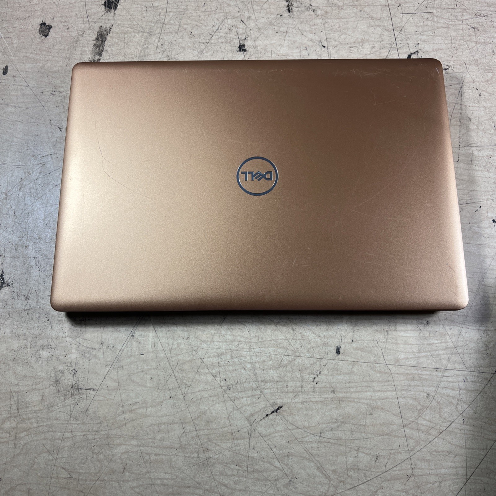 DELL INSPIRION 3585 AMD RYZEN 3 2200U 8GB RAM **NO HD/ NO CADDIE/ NO OS