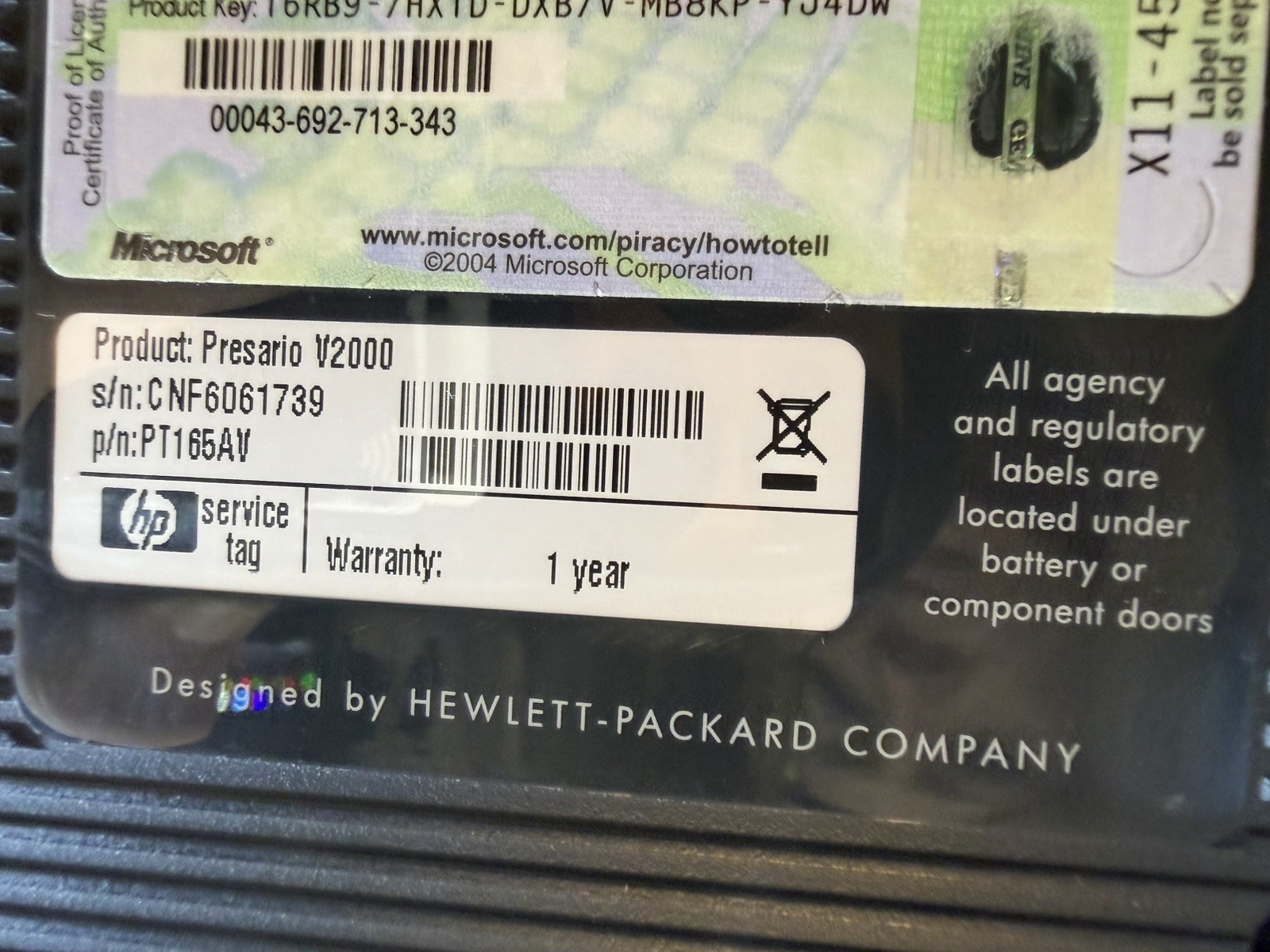 HP Compaq Compaq Presario 2000-pt165av 15.6in 320GB, 1.3GHz, 4GB Works