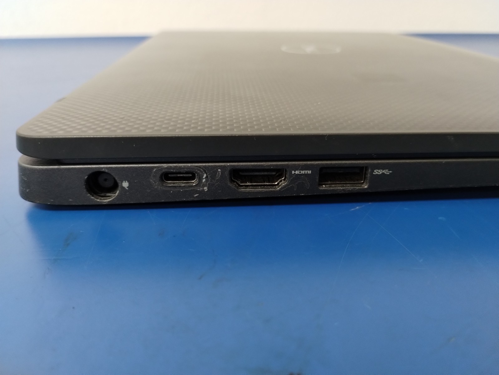Latitude 7400, 14 Inch Screen, i7-8650U 1.90 GHz, Intel(R) UHD Graphics 620
