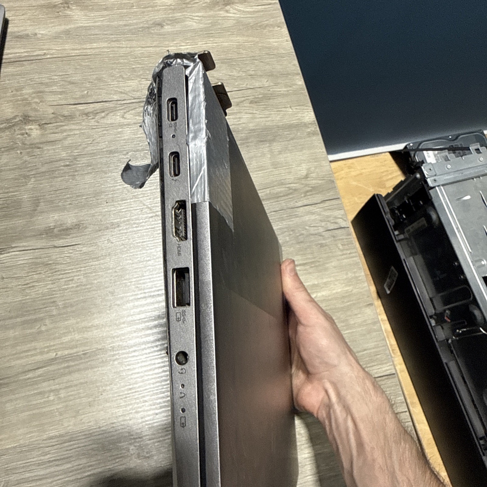 Lenovo ThinkBook 14 G2 ITL LAPTOP Core i7-1165G7 @ 2.8GHz / 8GB – PARTS/REPAIR