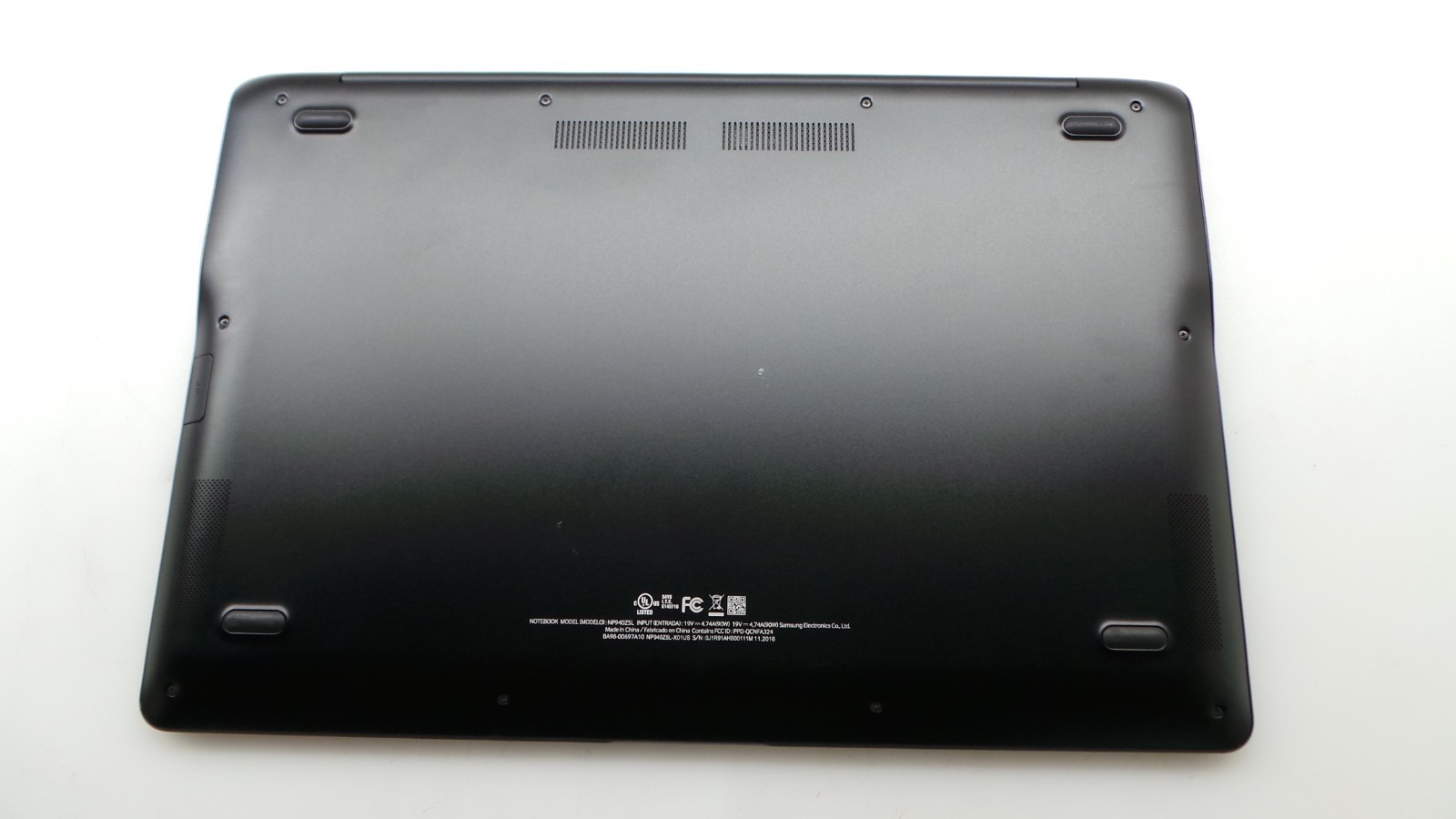 Samsung Notebook NP940Z5L | 15.6″ | i7-6700HQ | 8GB 256GB SSD | Touchscreen