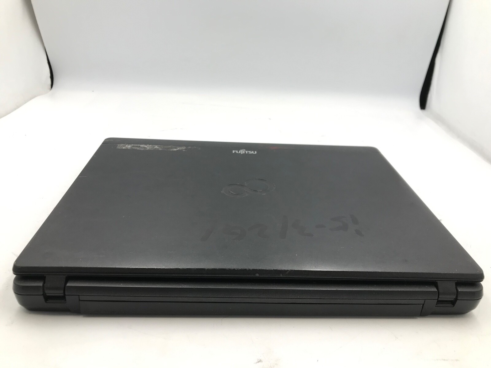 Fujitsu LifeBook P772 12.1″ Intel Core i5-3340M 2.7GHz NO RAM NO HDD -MZ