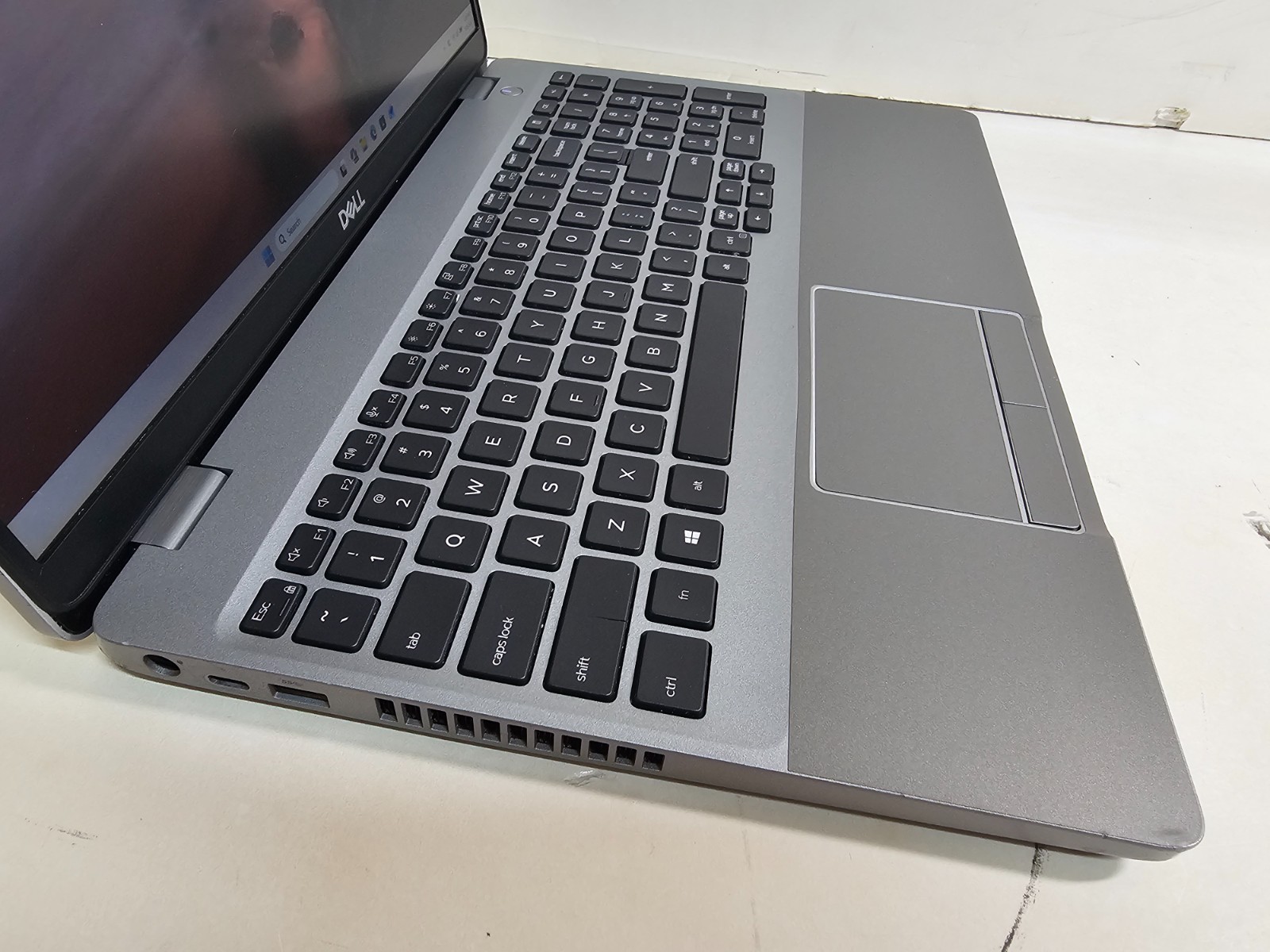 Dell Precision 3550 Laptop – 1.7 GHz i5-10310U 8GB 256GB SSD Webcam 15.6″ – SP10