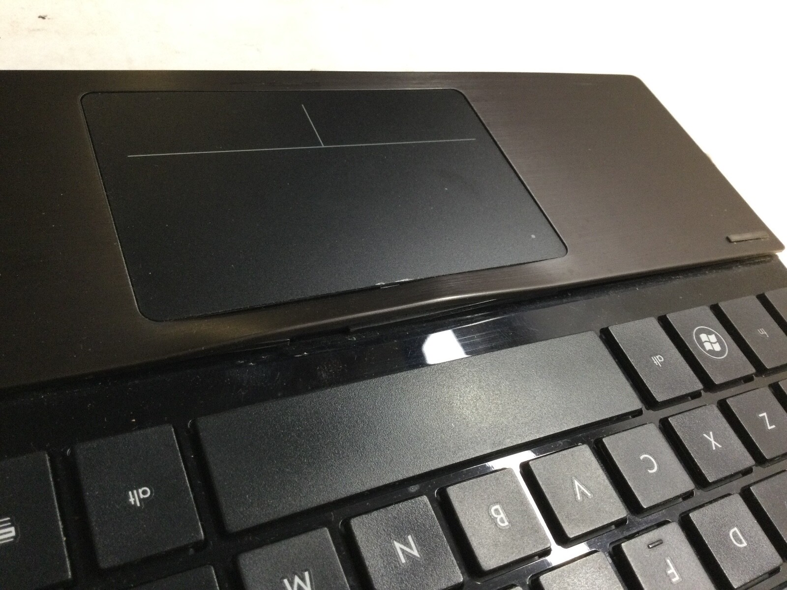 HP ProBook 4520s 15″ Laptop Intel Core i5 M430- BENT PALM REST- MZ