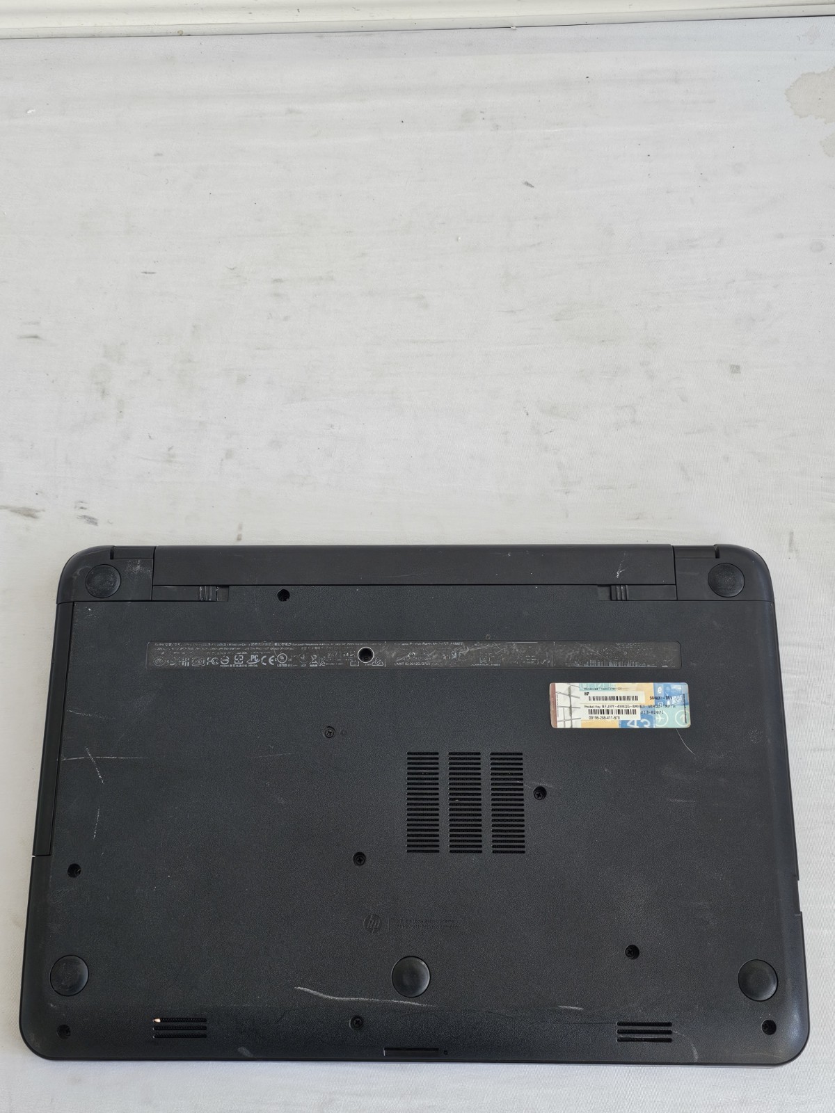 HP Notebook 15 Laptop – AMD A8-6410 – 4GB RAM – 750GB HDD – Win 10 – Read Desc.