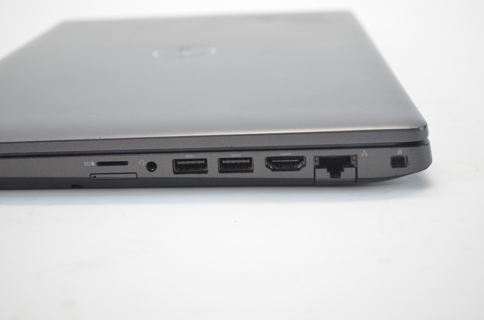 Dell Latitude 5401 14″ i5 9400H 16GB RAM 256GB NVMe SSD Windows 11 Pro Grade C