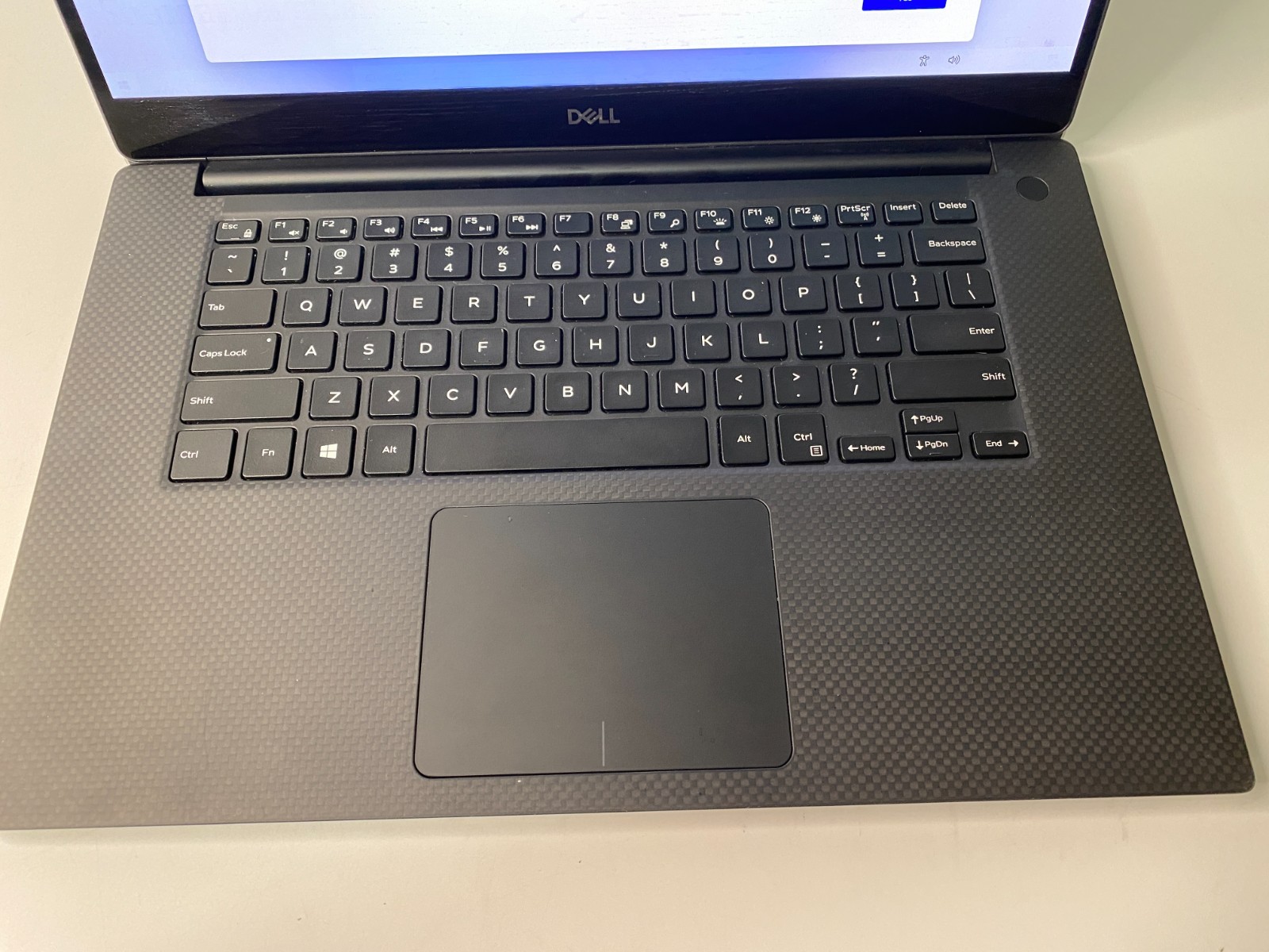 Dell XPS 15 7590 QHD OLED i7-9750H 32GB DDR4 1TB m.2 GTX 1650 Win11P- Burn In