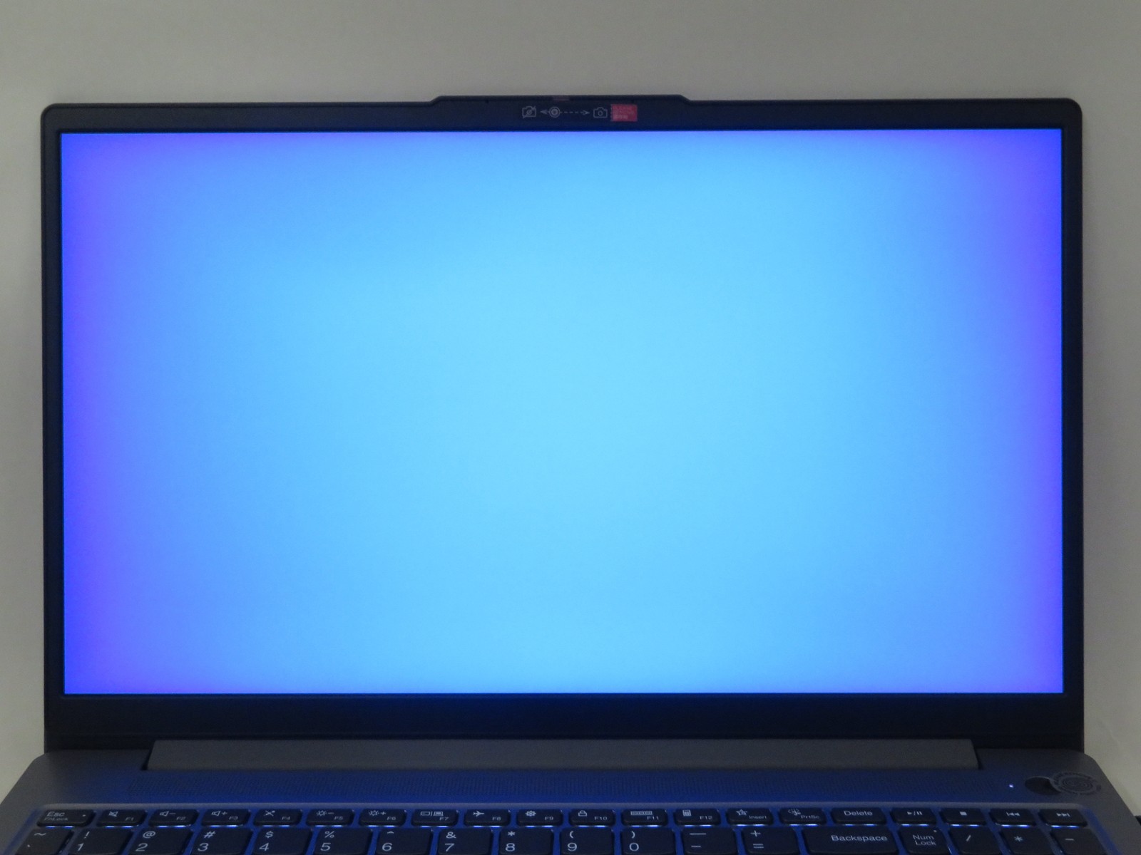 Ideapad Slim 3 15IRU8 15.6in i3-1315U 1.2GHz 8GB RAM 256GB SSD