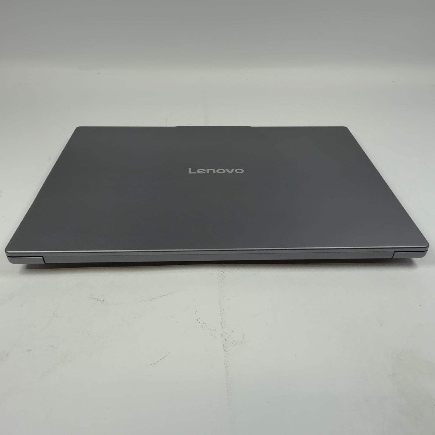 Lenovo IdeaPad Slim 5 16IPH11 16″ Core Ultra 5 322 2.5GHz 16GB RAM 512GB SSD