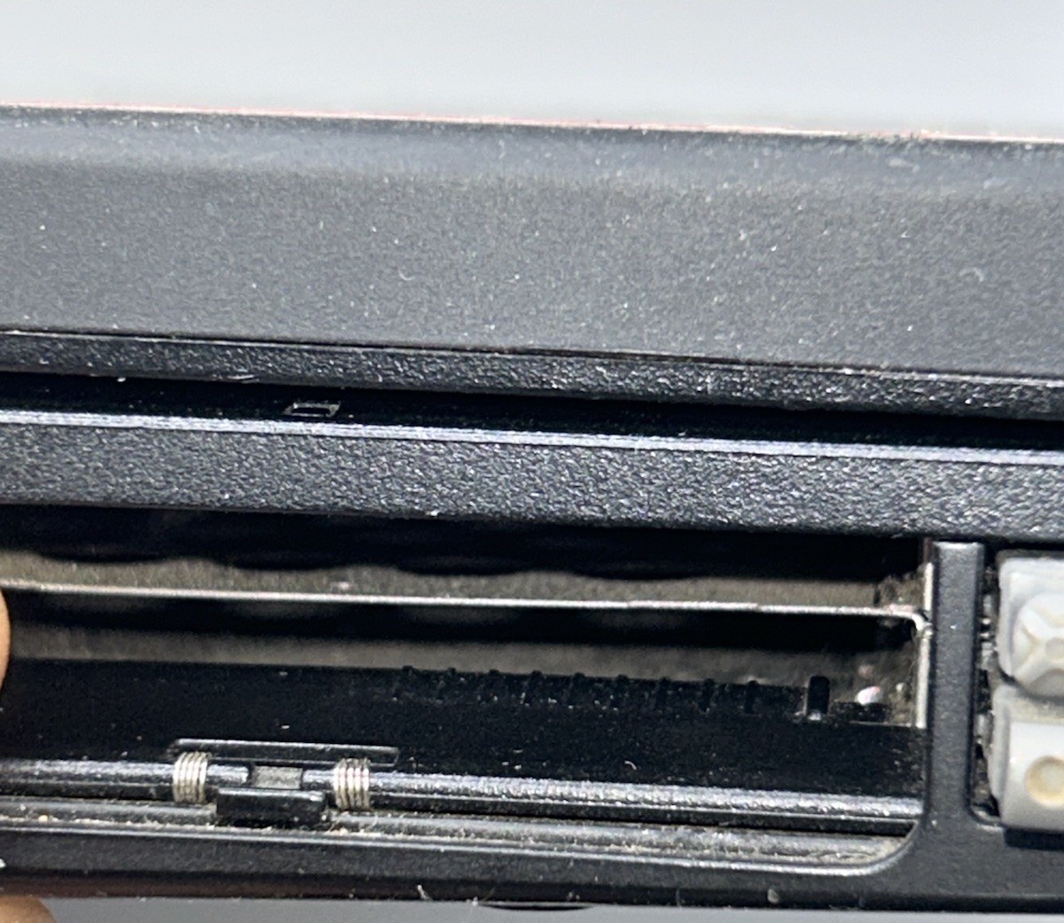 Lenovo ThinkPad R61i Tested Working Vintage “Needs To Be Factory Reset”