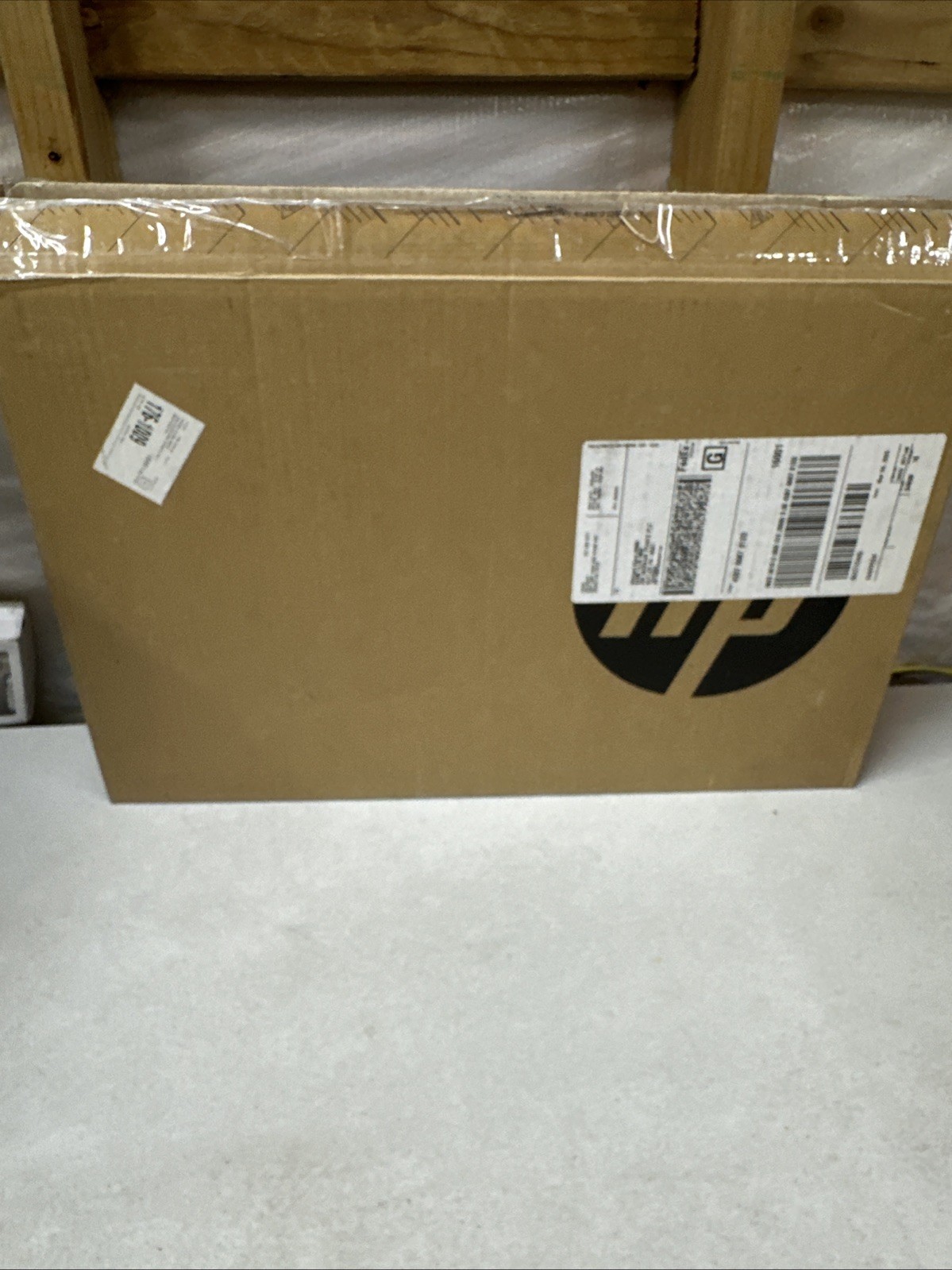 HP 17-cn2068cl 17.3″ FHD i5-1135G7 2.4GHz Intel Iris Xe Graphics 8GB RAM 512GB