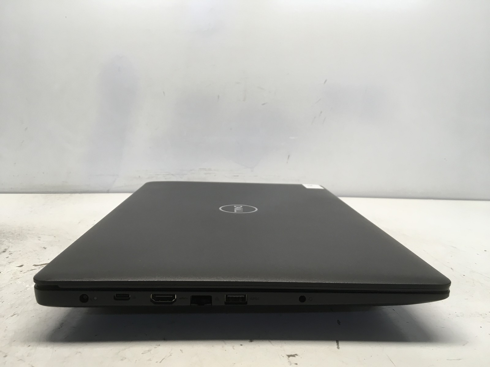 Dell Latitude 3590 Intel i3-7020U 2.3GHz 8 GB NO HDD No Batt