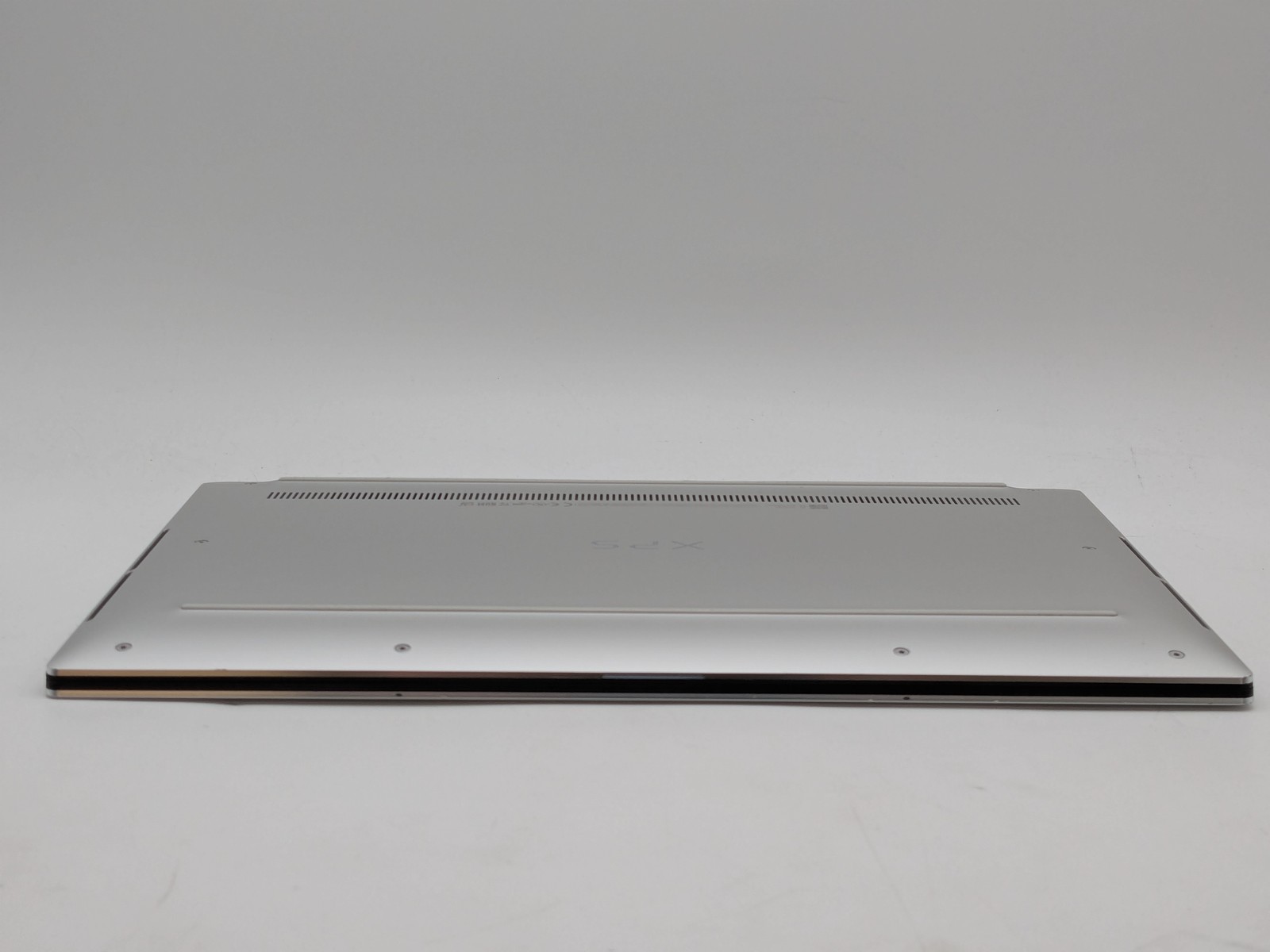 Dell XPS 13 9310 13″ FHD+ I7-1195G7 1TB SSD 16GB W11P Webcam Backlit FP Reader