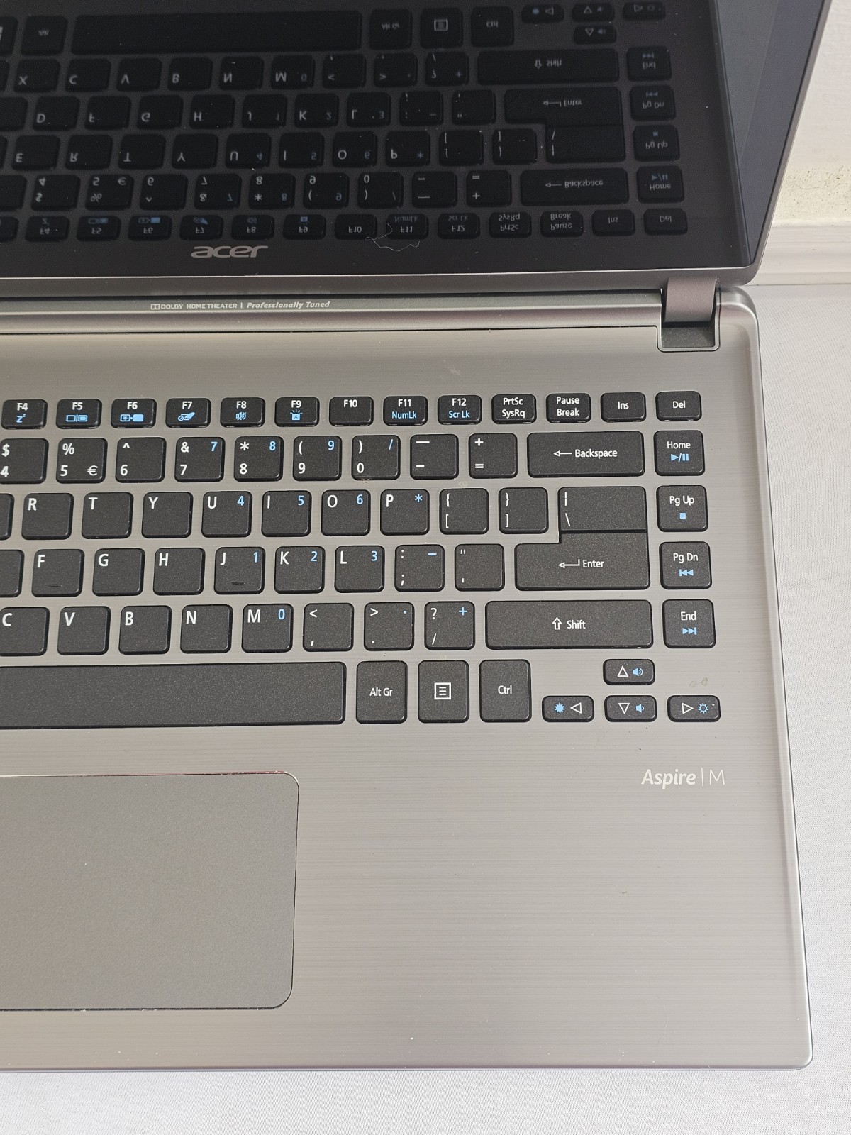 Acer Aspire M5 481PT-6644 Laptop – Intel i5-3337u – 6GB RAM – 500GB HDD – Win 10