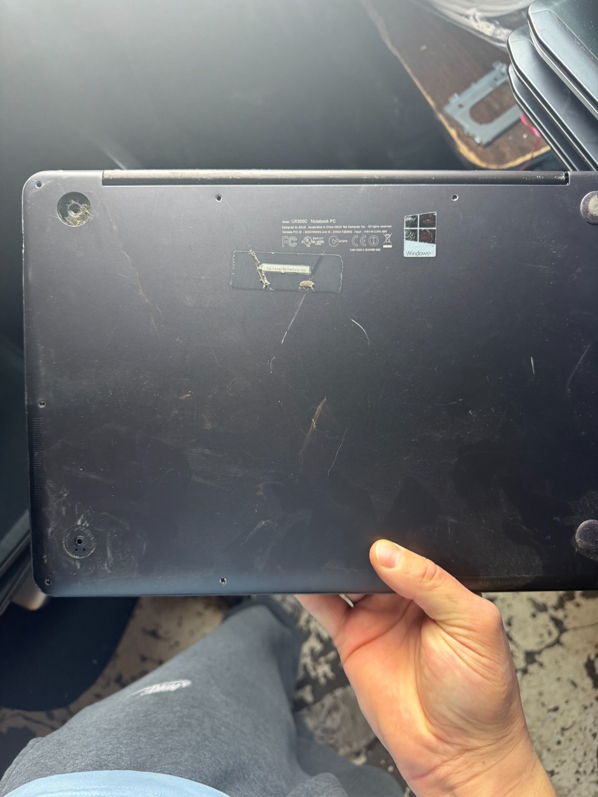 ASUS Laptop UX305C Core M3-6Y30, 8GB RAM, 13″ Laptop for Repair #4644