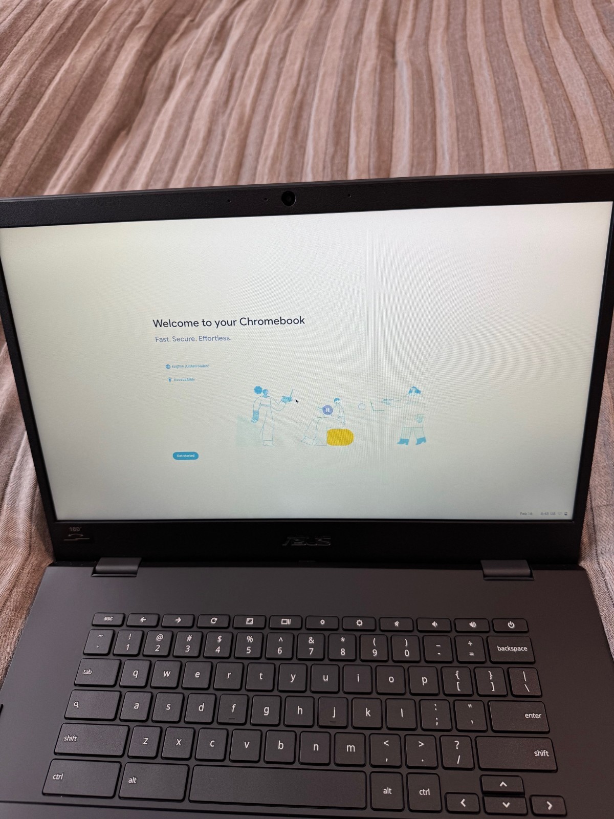 ASUS Chromebook CX1500CNA 15.6″ (64GB eMMC, Intel Celeron N3350, 4GB)