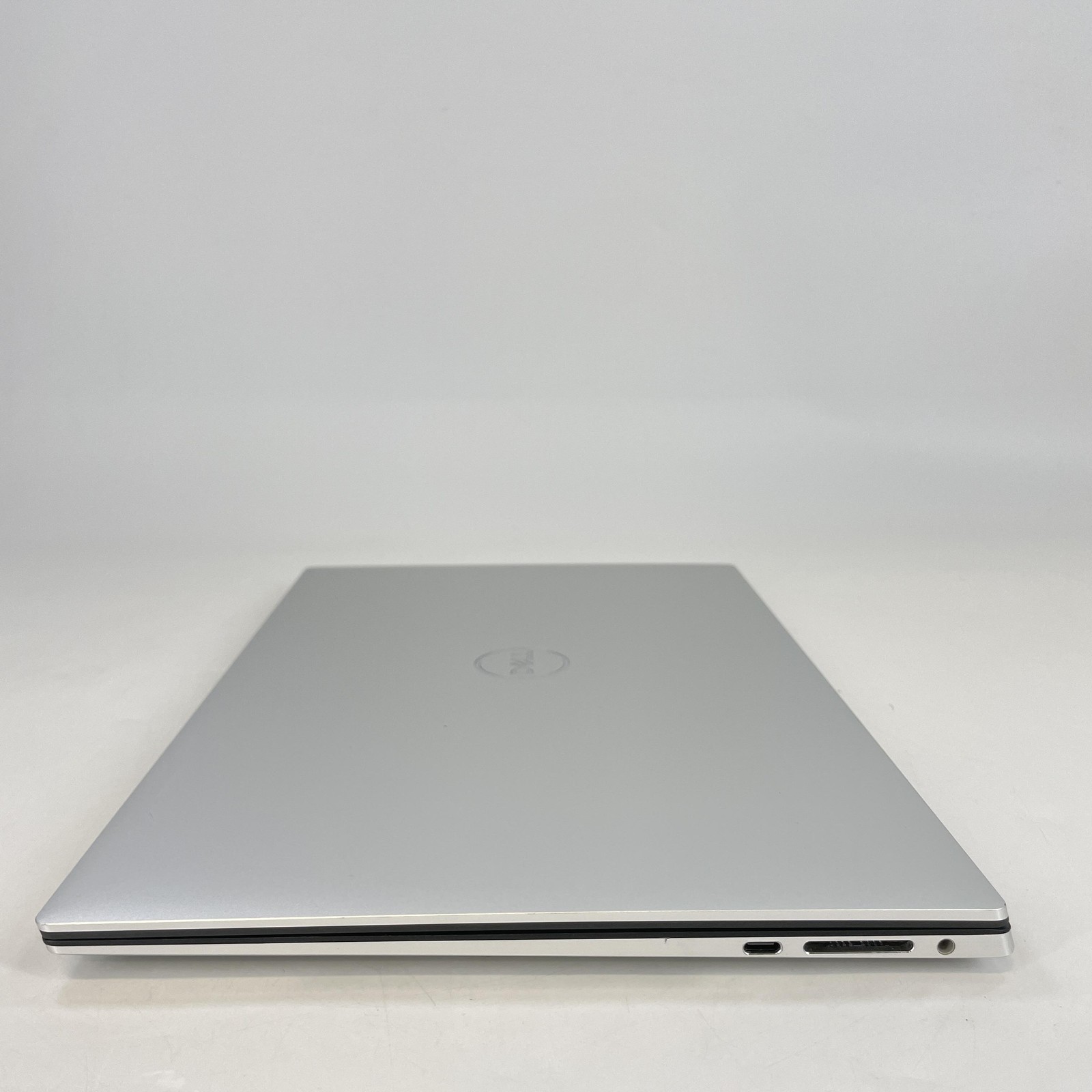 Dell XPS 15 9510 Silver FHD+ i7-11800H 2.30GHz 32GB 1TB SSD RTX 3050 Ti Good