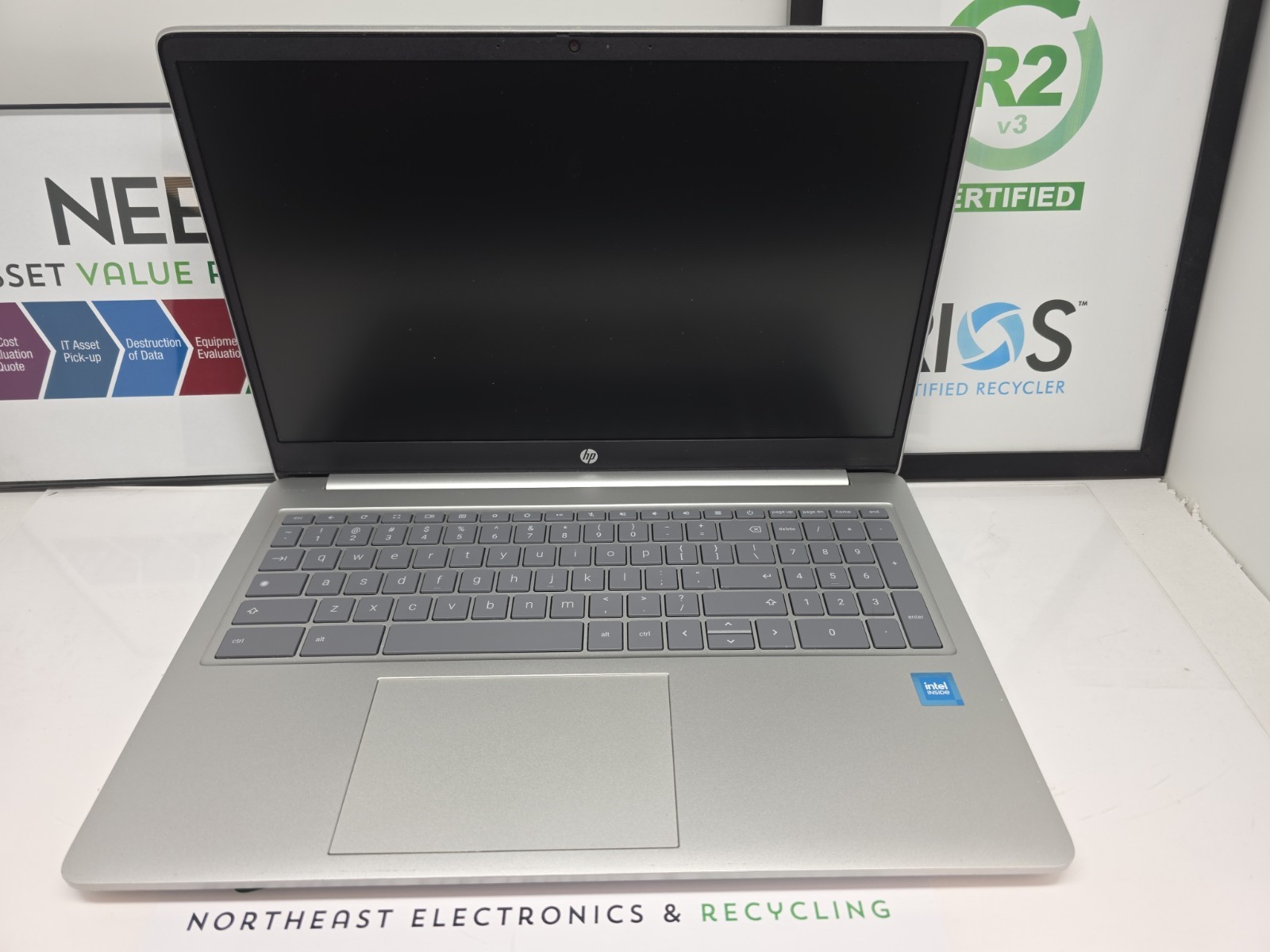 HP Chromebook 15a-nb0013dx 15.6″ Intel N200 3.2 GHz 8GB RAM 64GB eMMC LCD BAD