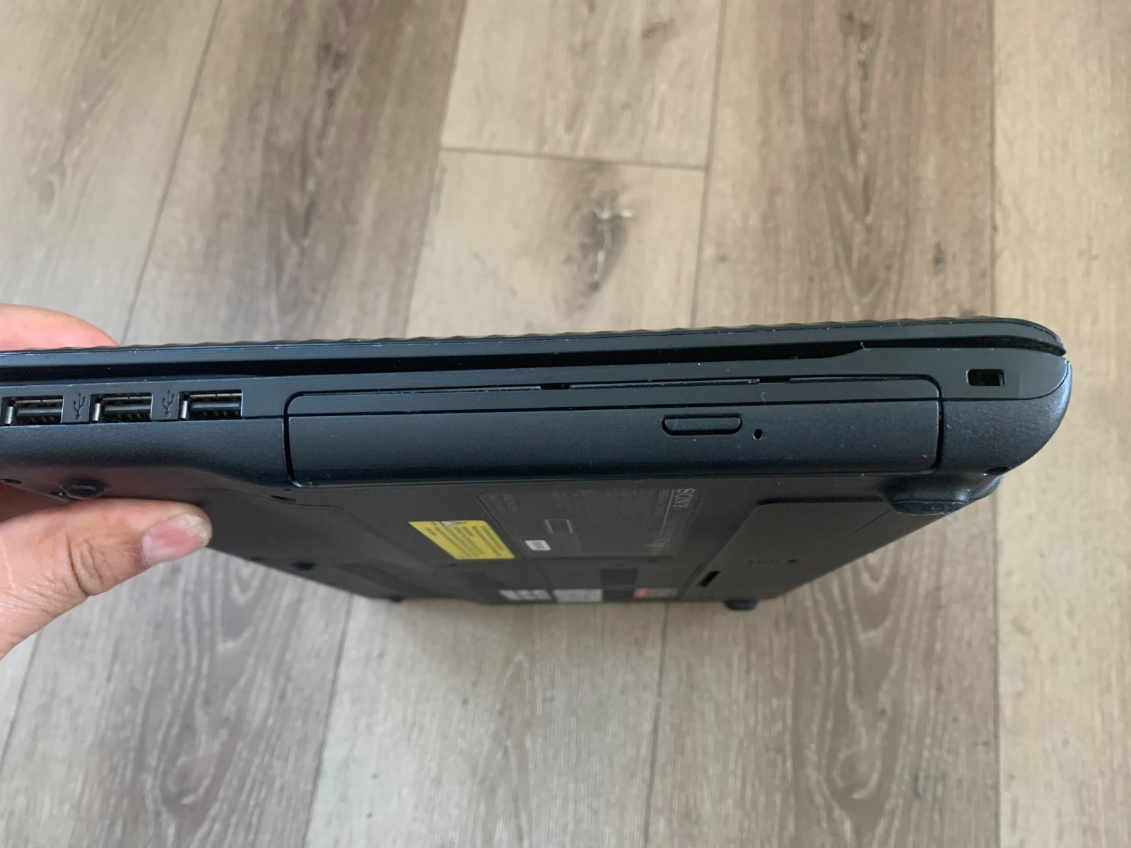 Sony PCG-61A14L VPCEG 14″ Intel Core i5-2450M 2.50GHz 8GB Ram 500GB HDD Win 10