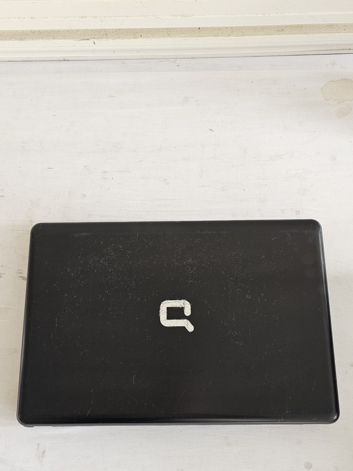 Compaq Pressario CQ57 Laptop – AMD C-50 – 3GB RAM – NO BATTERY – Win 10 – Read