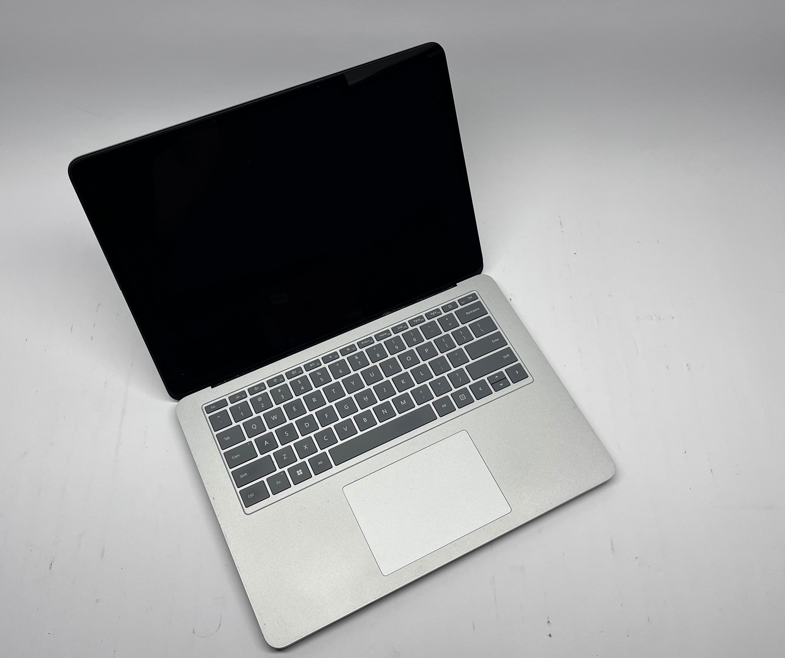 Microsoft Surface Laptop Studio – 1964 11th Gen i7-11370H 32GB 1TB SSD