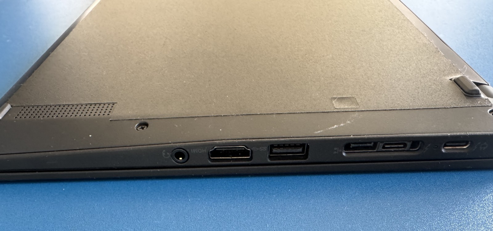Lenovo ThinkPad X1 Carbon Gen 8 14 FHD TOUCH i7-10610U 16GB RAM 512GB SSD Win 11
