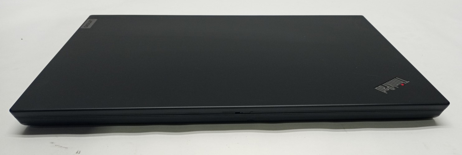 Lenovo ThinkPad T15p Gen 1 15.6″ i5-10300H@2.50 16GB/256GB NVMe Win11Pro MC444*!
