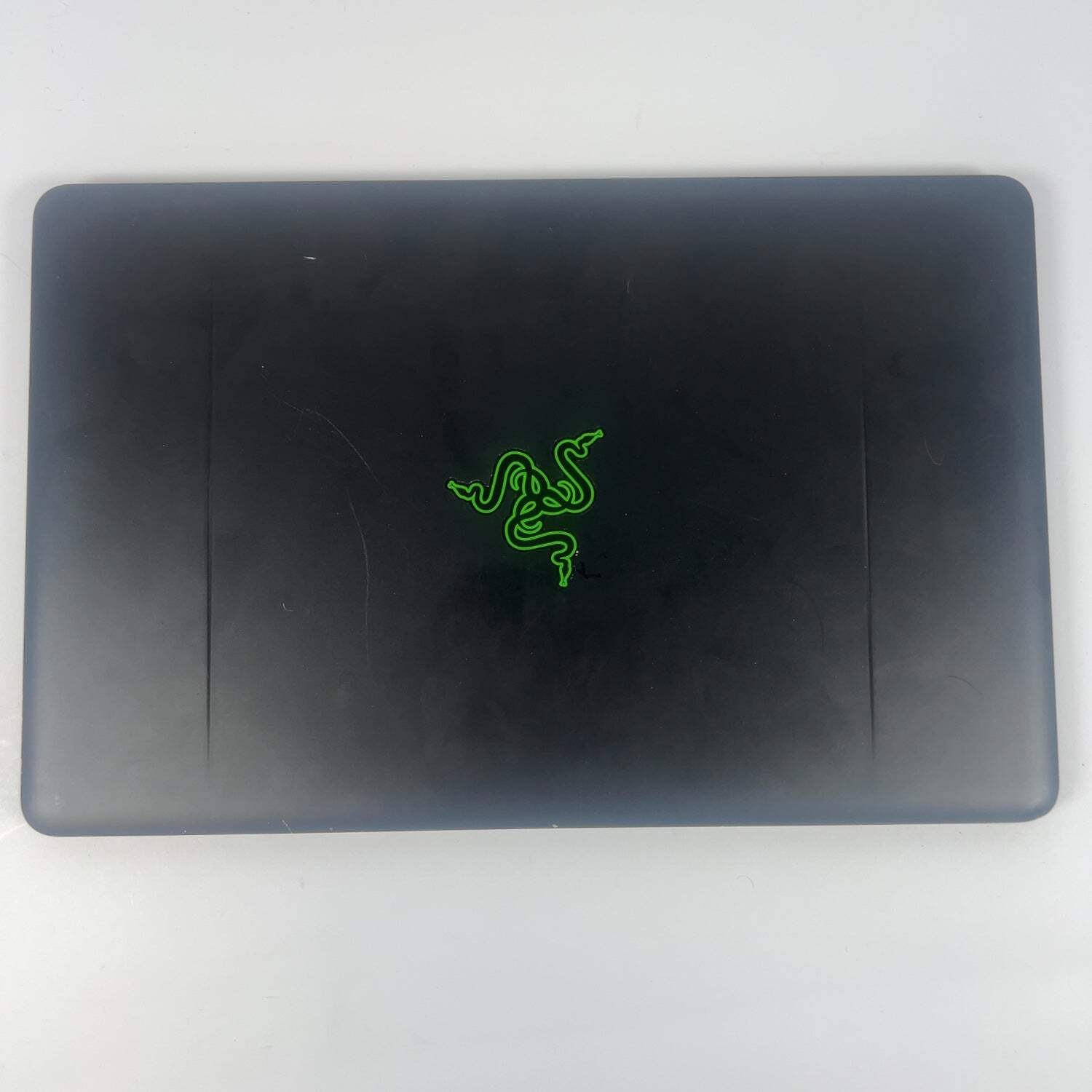 Razer Blade Stealth 13 RZ09-01682 12.5 i7-6500U 2.5GHz 8GB RAM 256GB SSD