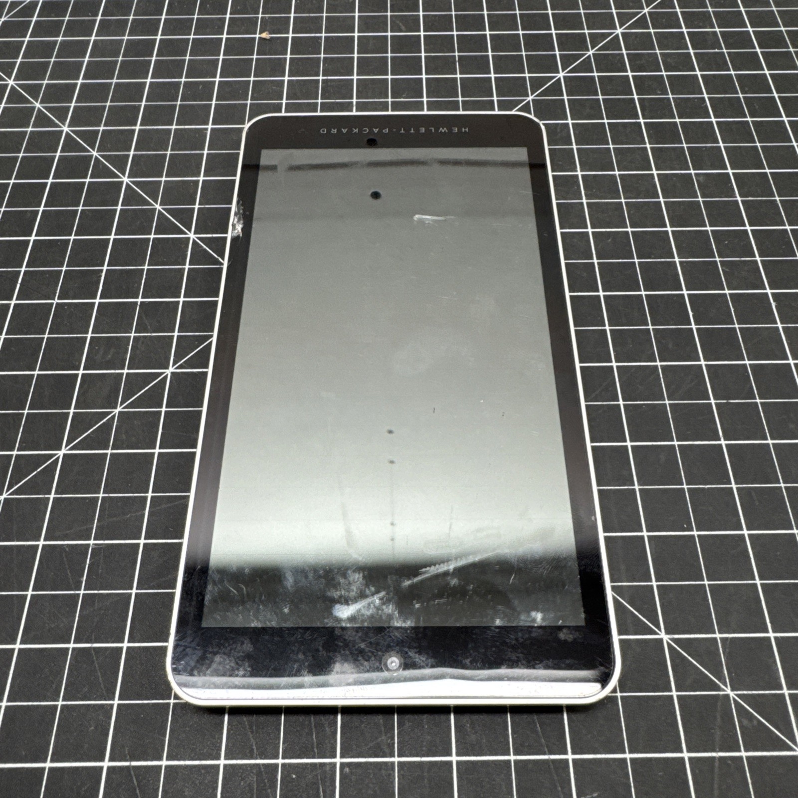 Hewlett-Packard HP 7 G2 1311 Tablet Anatel J4Y28AA 5V 2A Untested As Is A3