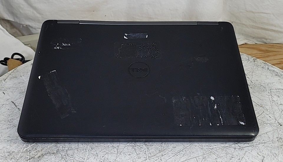 DELL LATITUDE E5440 Laptop Core I5-4300U 4GB 120GB SEE NOTES