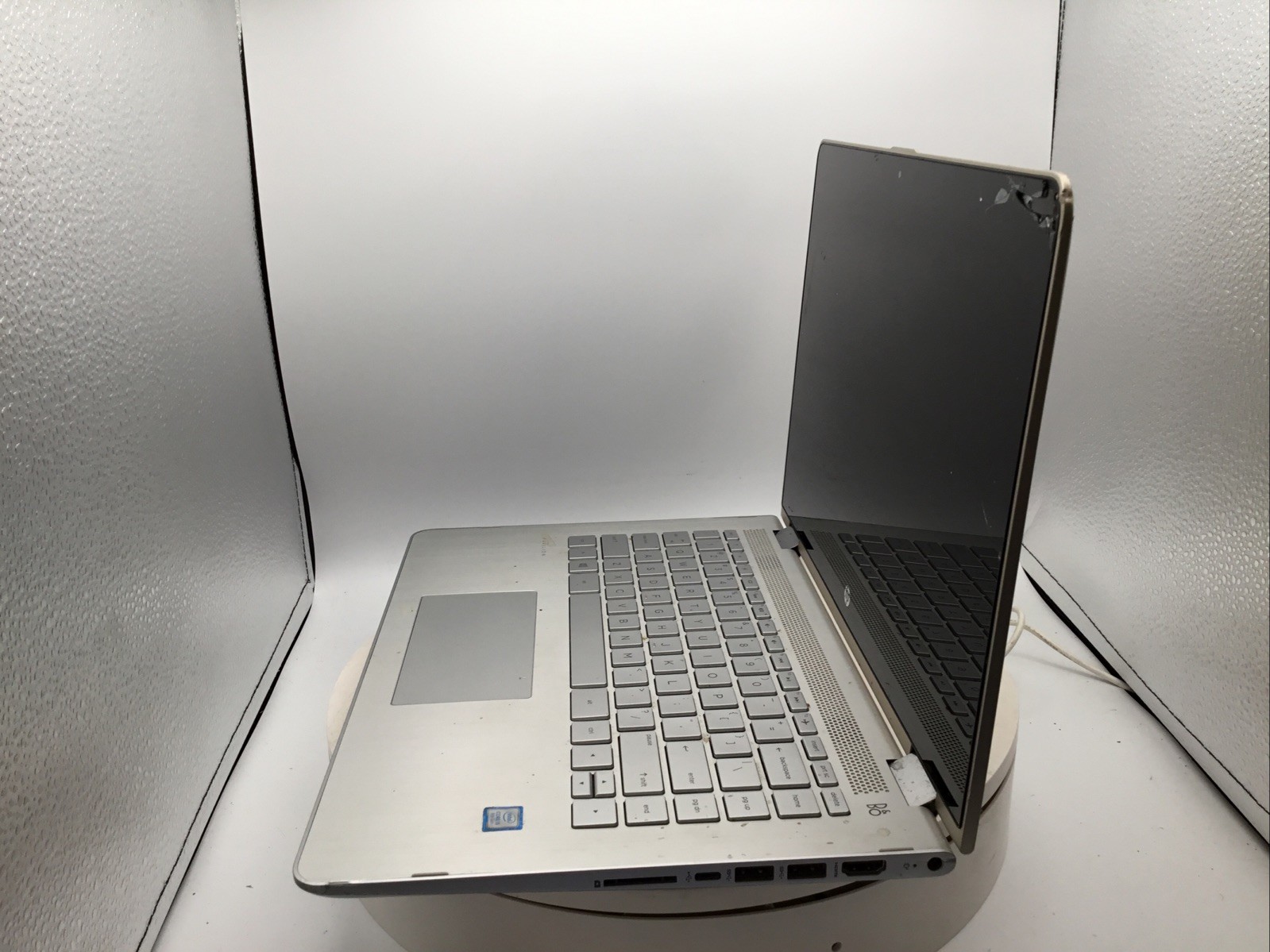 HP Pavilion x360 14″ Laptop i5-8250U 8GB RAM 128GB SSD Win11Home Used READ