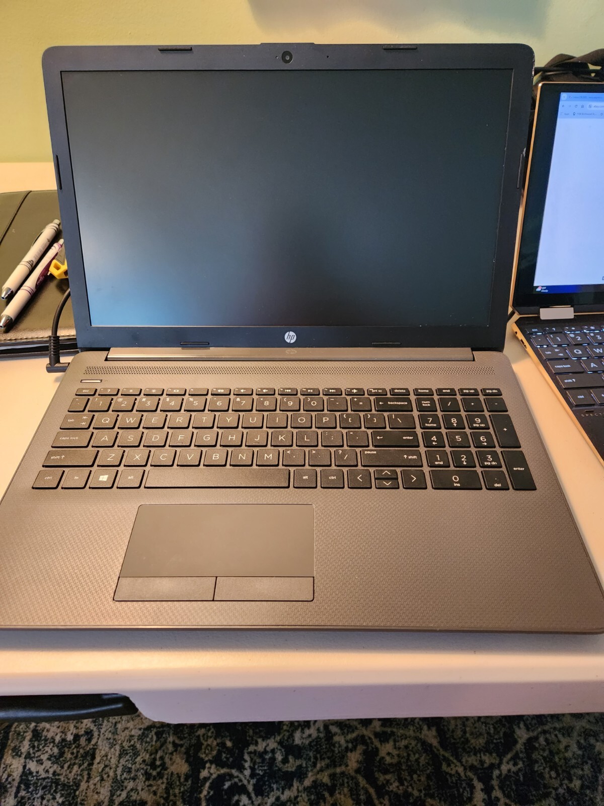 HP 255 G7 15.6 in (128GB SSD, AMD E-Series, 1.50 GHz, 4GB) Laptop – 5YJ41UT#ABA