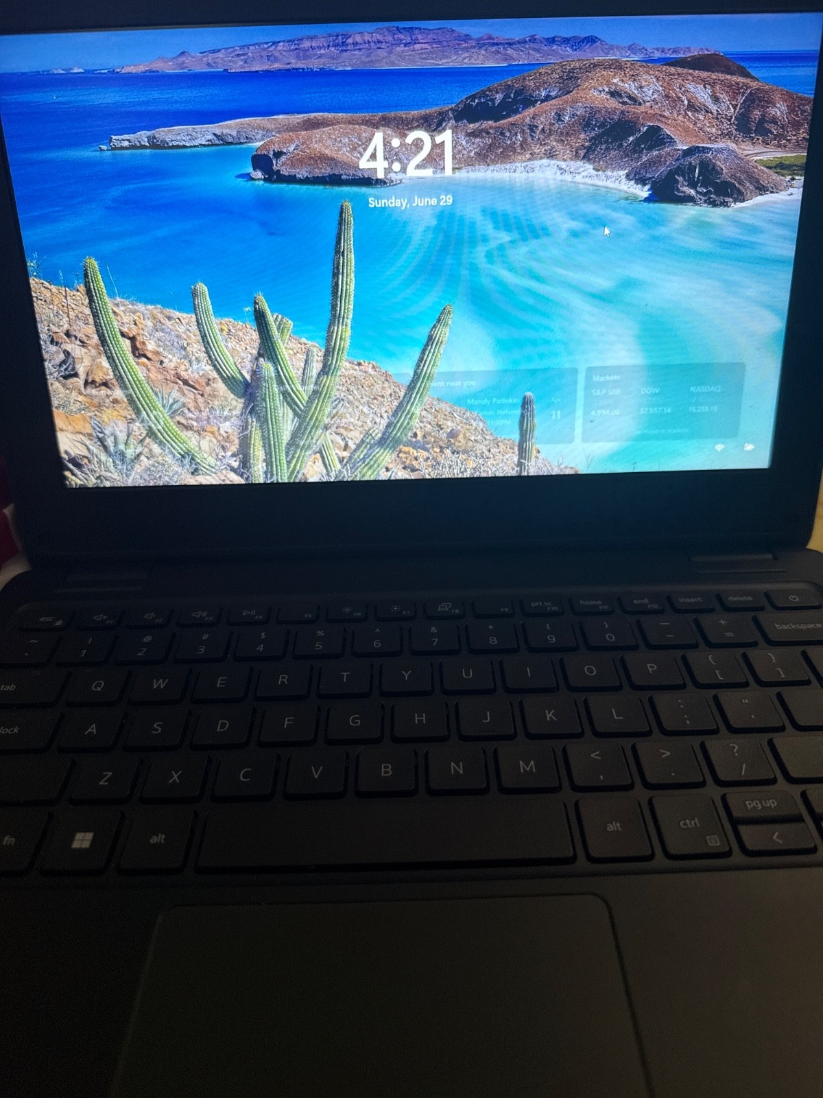 dell latitude 3140 laptop Grey colour
