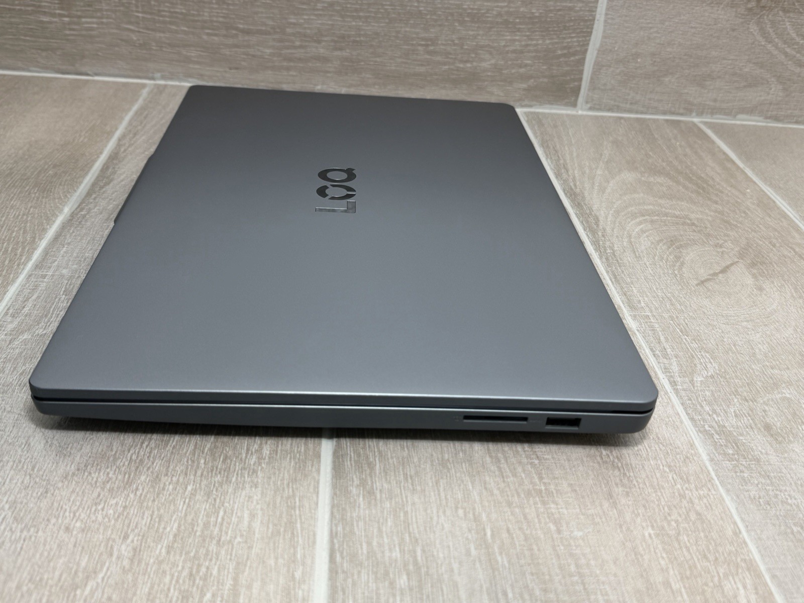 Lenovo LOQ 15IAX9E 15.6″ Core i5-12450HX GeForce RT 4050 8GB RAM 512GB NVMe
