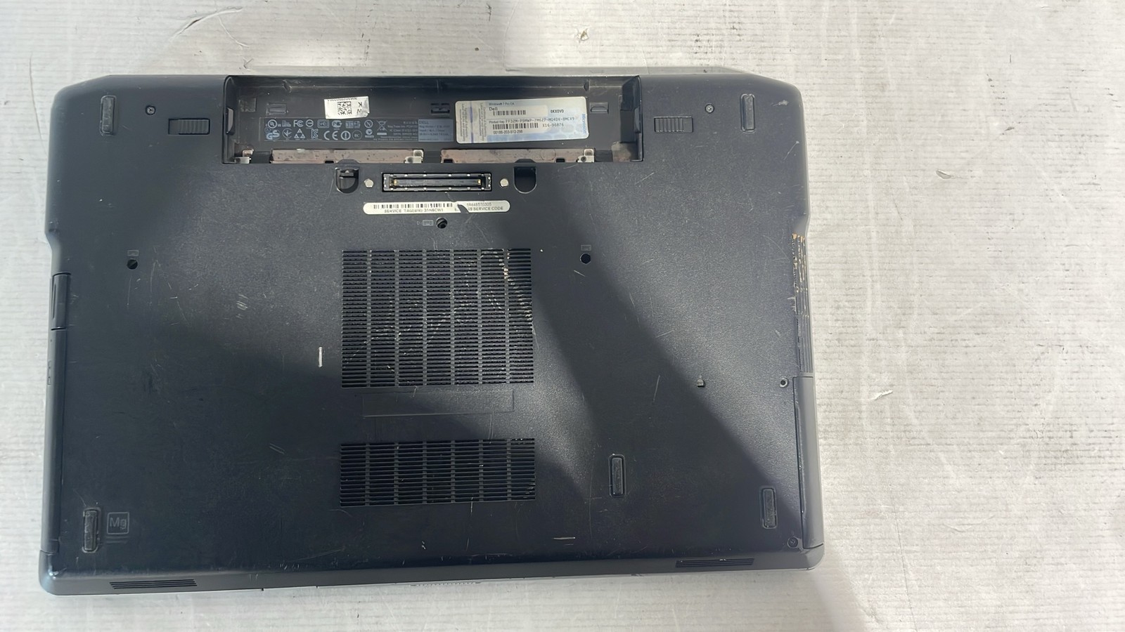 Dell P19F P19F001 15.6″ Laptop No LCD Screen Battery HDD For Parts Or Repair