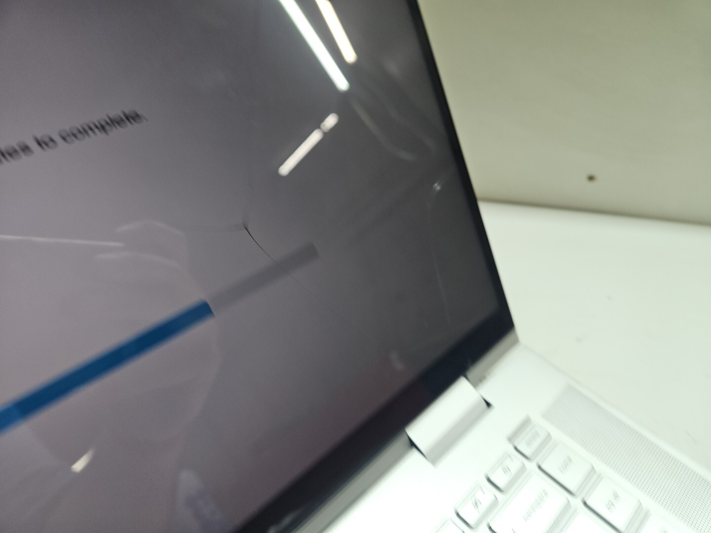 HP Envy x360 15-ew0013dx Intel Core i5-1235U 8GB Windows 11 256GB SSD READ