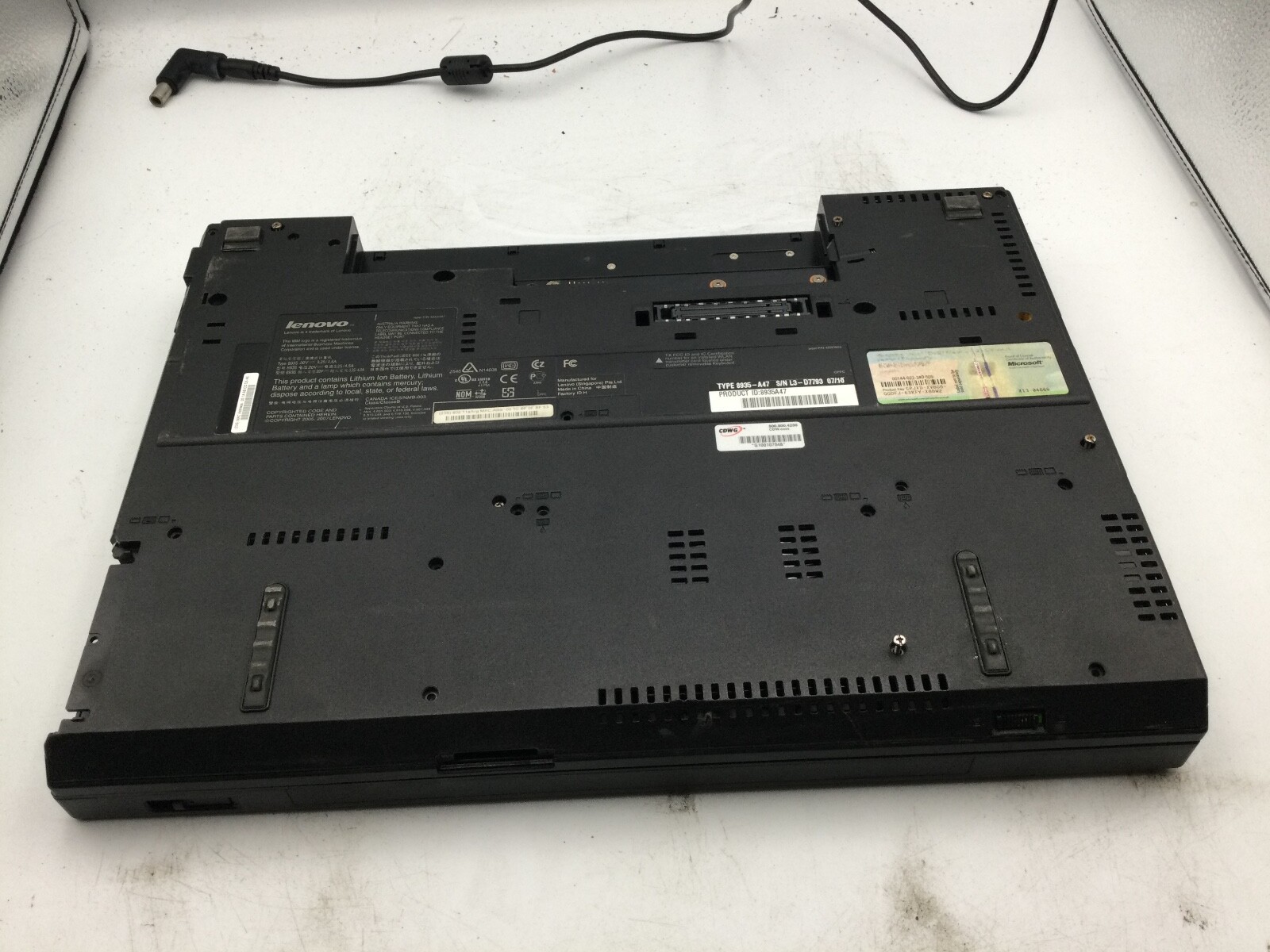 LENOVO THINKPAD R61 – BOOTS TO BIOS – INTEL CELERON – NO RAM – 16″ – READ – BB!