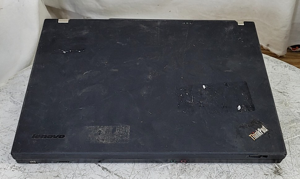 LENOVO ThinkPad R400 7440B41 Laptop Intel CORE2 DUO T5870 2GB 160GB