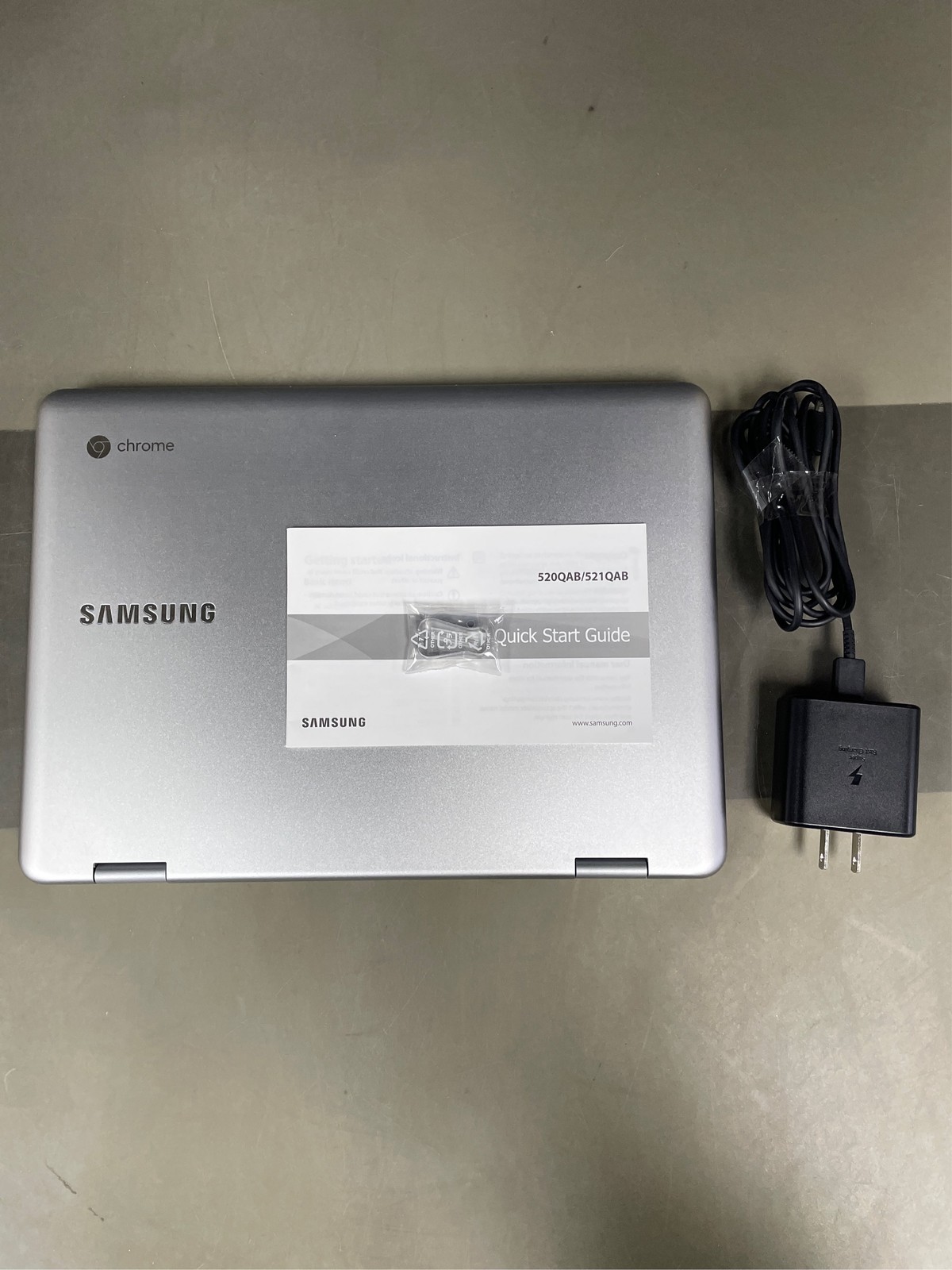 SAMSUNG Chromebook Plus V2 12.2″ 2-in-1 Intel Celeron 4GB RAM 32GB eMMC Chrome O