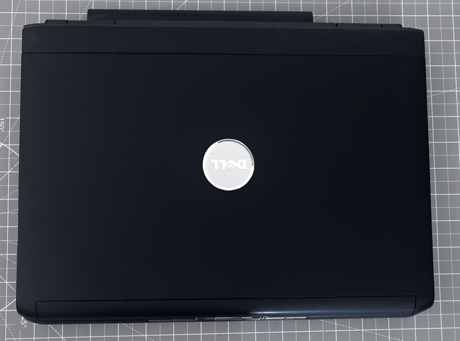 Dell Vostro 1500 15.4” Laptop Core 2 Duo 2 GB RAM 150 GB HDD Windows 7 READ!!