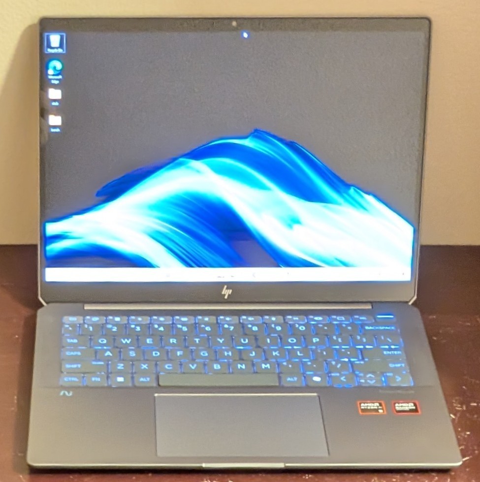 HP OmniBook Ultra 14″ 2.2K Touch (AMD Ryzen AI 9 365, 32GB RAM, 1TB SSD) Laptop