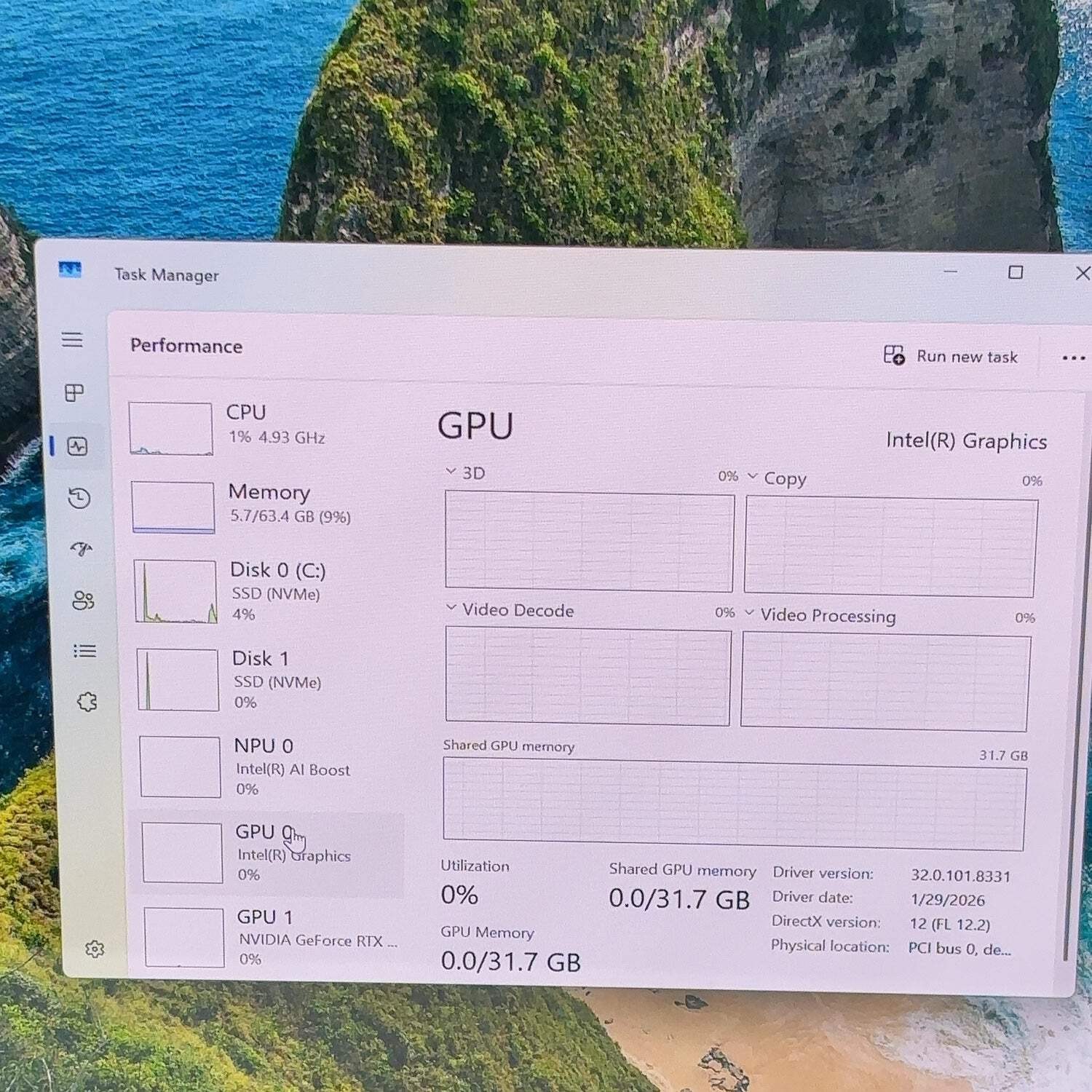 Lenovo Legion Pro 7 16IAX10H Core Ultra 9 275HX 2.7GHz 64GB RAM GeForce RTX 5090