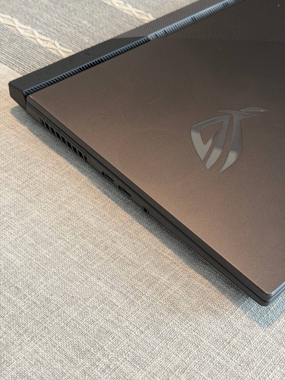 Asus Rog Strix G17 G713QR-ES96 17.3 Gaming Laptop/AMD R9 5900HX/RTX 3070 PARTS
