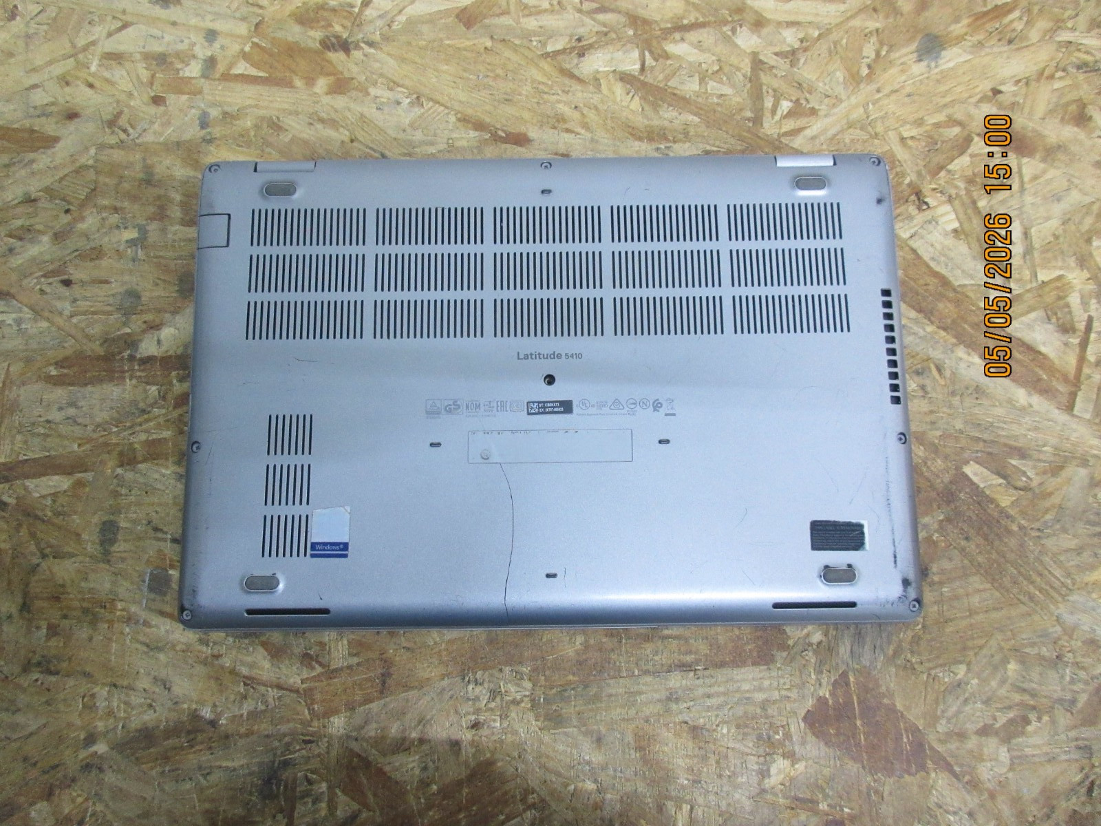 Dell Latitude 5410 14″ i5-10310U @ 1.70GHz 8GB RAM 256GB SSD W11P READ DESC.