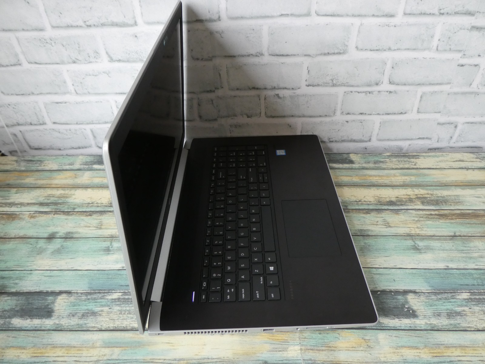 HP ProBook 470 G5 (Win11 / 17.3″ / Core i7-8550U / NVIDIA / 16GB / 512GB)
