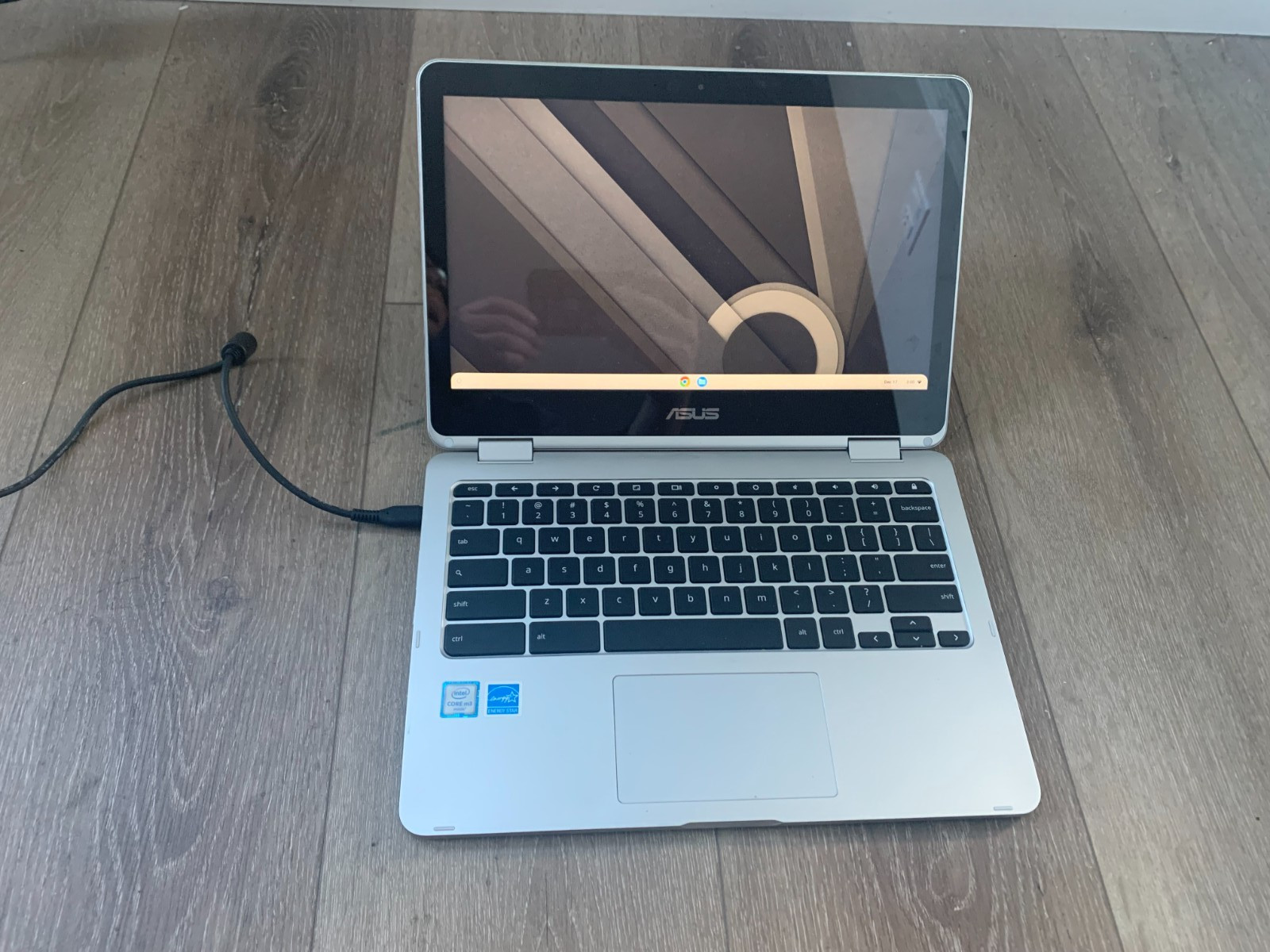Asus Chromebook Flip C302C 12.5″ Intel Core M3-6Y30 4GB RAM 64GB eMMC