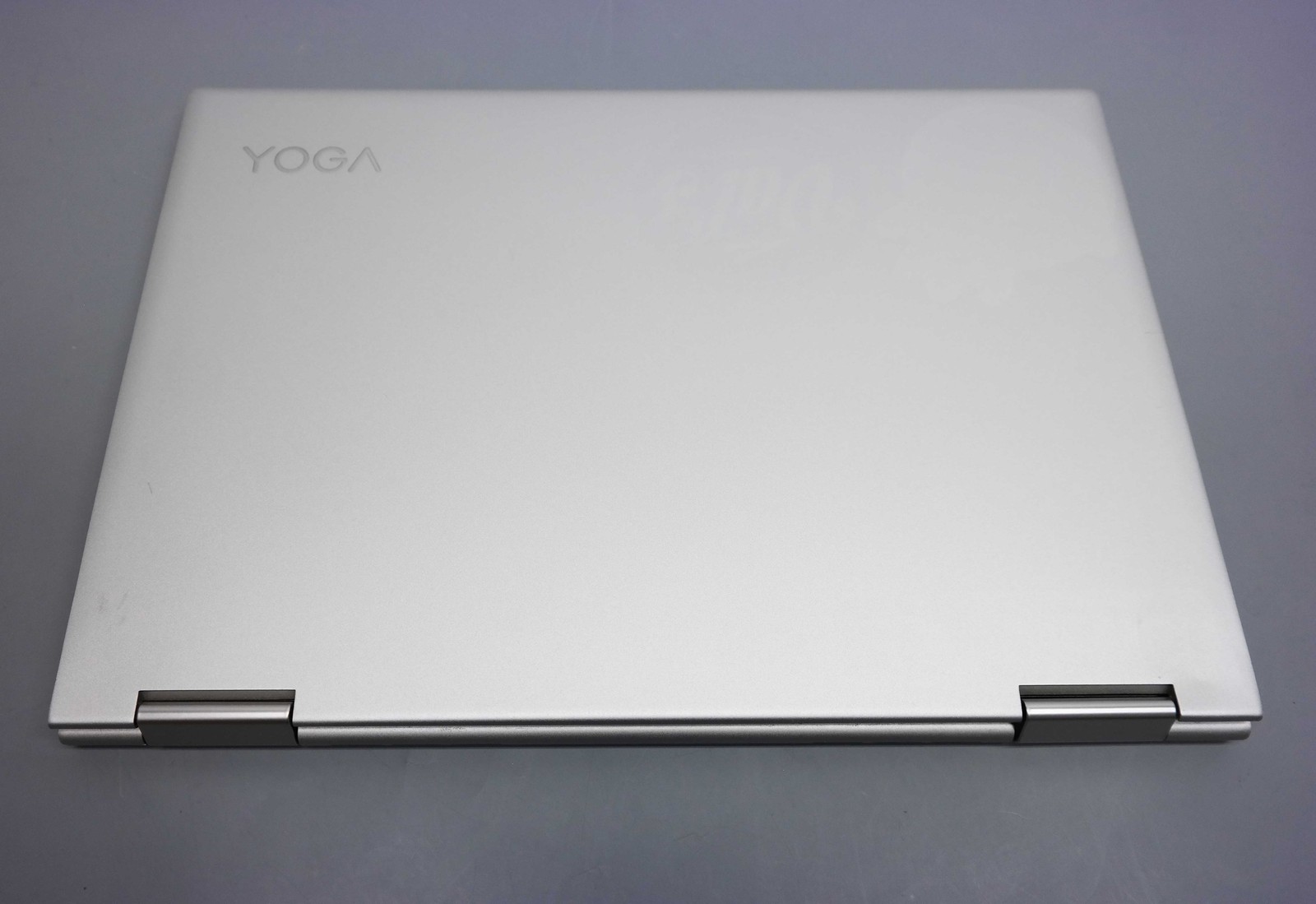Lenovo Yoga 730-13IKB 13.3″ Core i5-8250U 8GB 256GB SSD READ