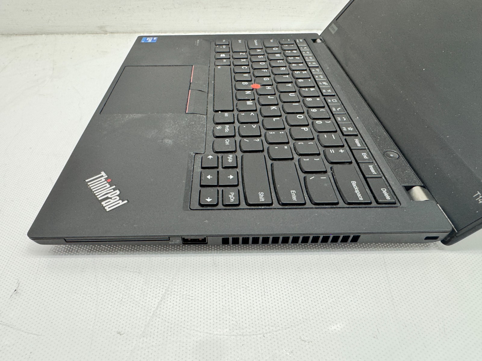 Lenovo ThinkPad T14 Gen2 14″ i7-1185G7@3.0GHz 16GB RAM 256G *Read*