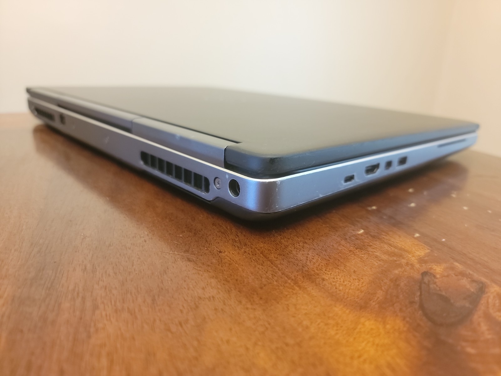 Dell Precision 7510 | i7-6920HQ | 32GB RAM | 256GB and 512GB Storage | Win11Pro