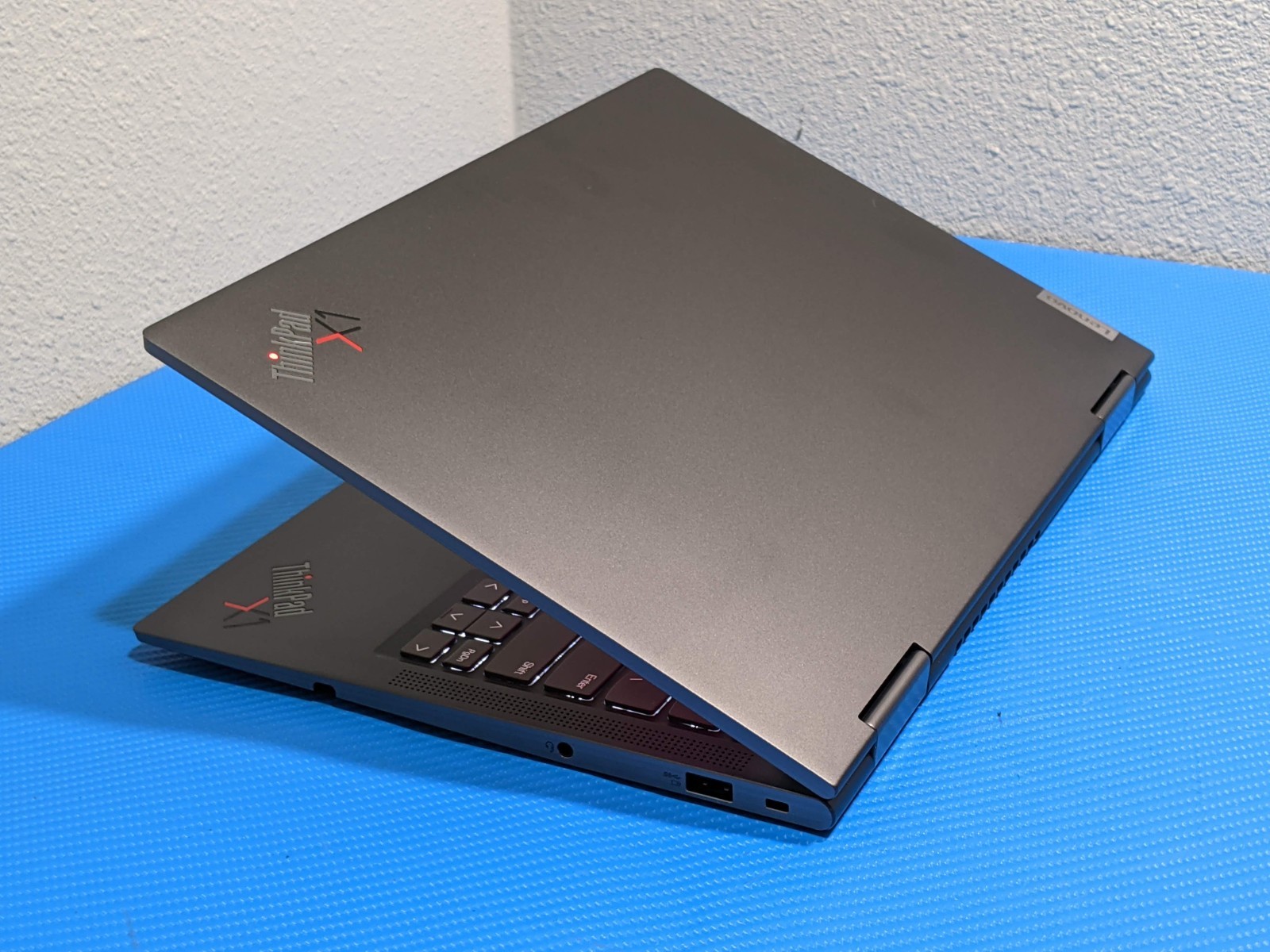 Lenovo ThinkPad X1 Yoga Gen 6 14″ FHD+ TOUCH i5-11th 2.4GHz 8GB 256GB 99t +PA